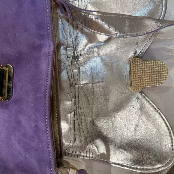 Vera Pelle Small Purple Suede Crossbody Bag - Picture 4 of 10